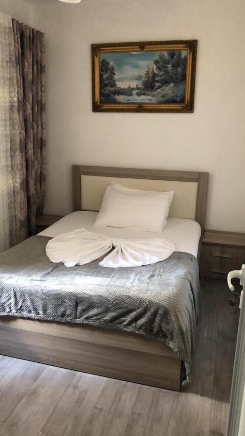 Sandri Apartment Himarë Extérieur photo